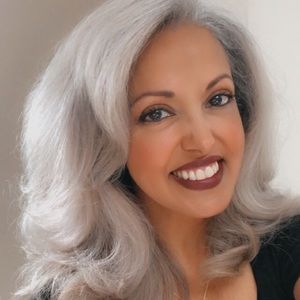 Meet your Posher, Saryna